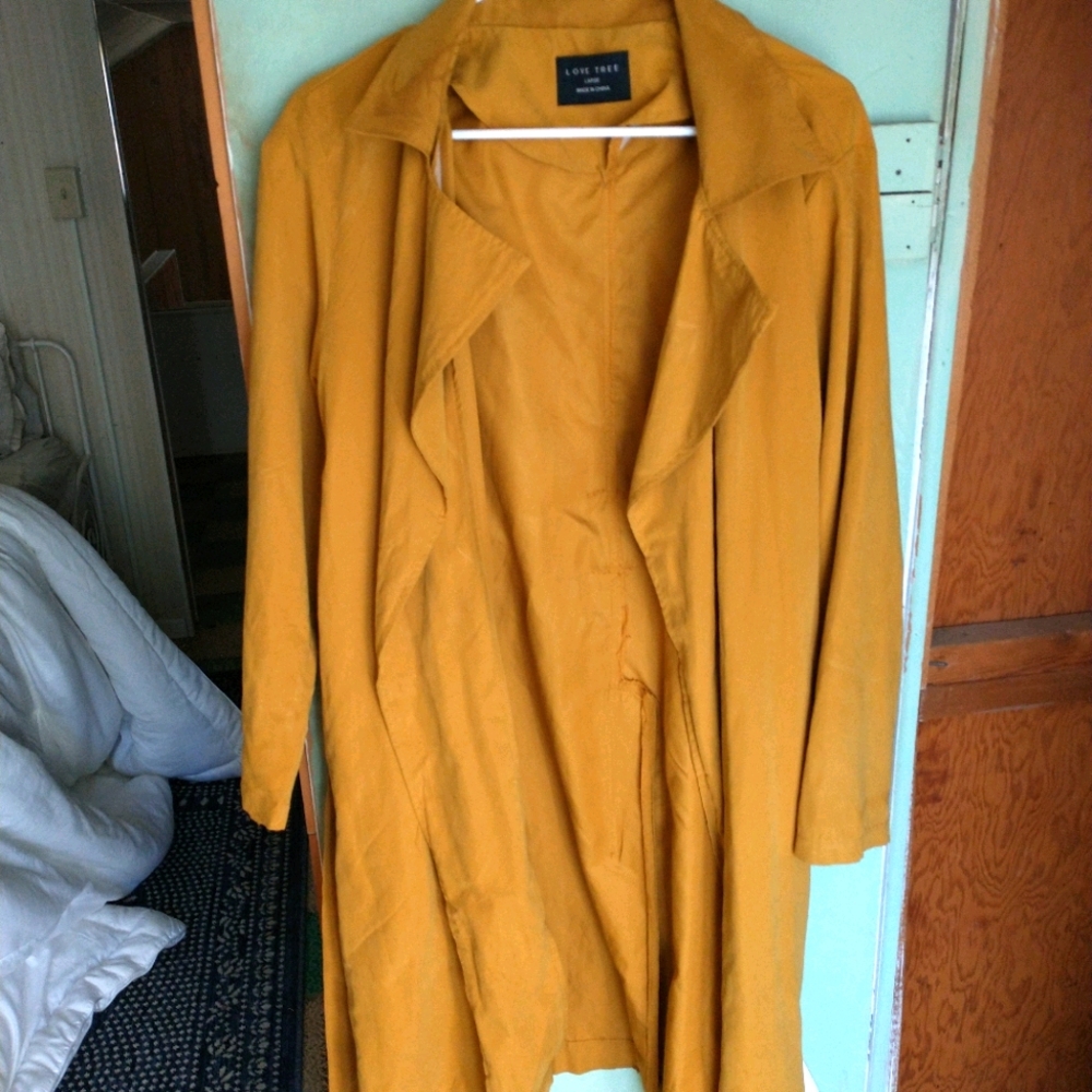 Mustard yellow light jacket